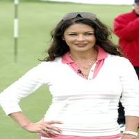 Catherine Zeta-Jones na dobrotvornoj večeri slavnih u golfu i golfu u Trumpovom Nacionalnom Golf klubu Rancho